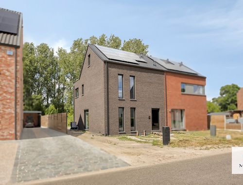                                         Woning te koop in Begijnendijk, € 545.000
