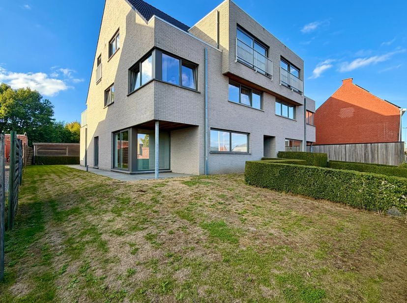 Appartement te huur in Molenstraat 10,
                    8531 Bavikhove