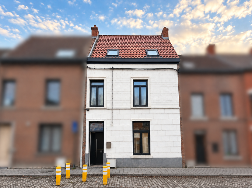 Appartement te koop in Chaussée du Roeulx 45,
                    7060 Soignies