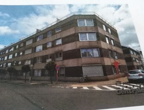                                         Garage te huur in Hasselt, € 80
