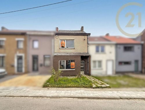                                         Maison à vendre à Ham-sur-Sambre, € 99.000
