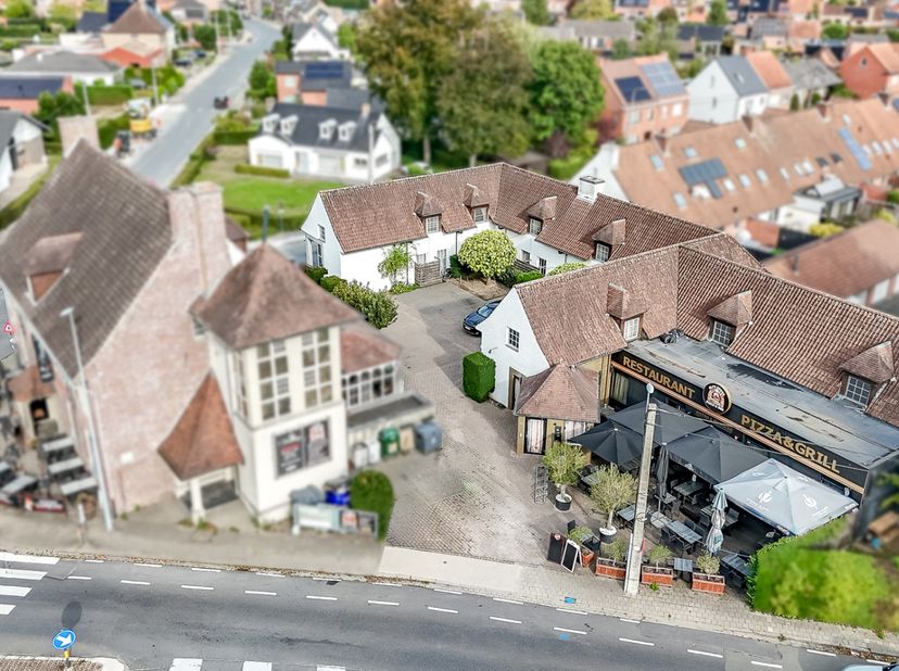 Bien professionnel à vendre
                    à 8800 Roeselare