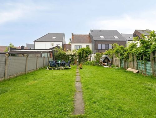                                         Maison unifamiliale à vendre à Denderleeuw, € 335.000
