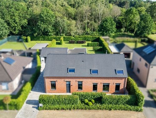                                         Maison à vendre à Koersel, € 785.000
