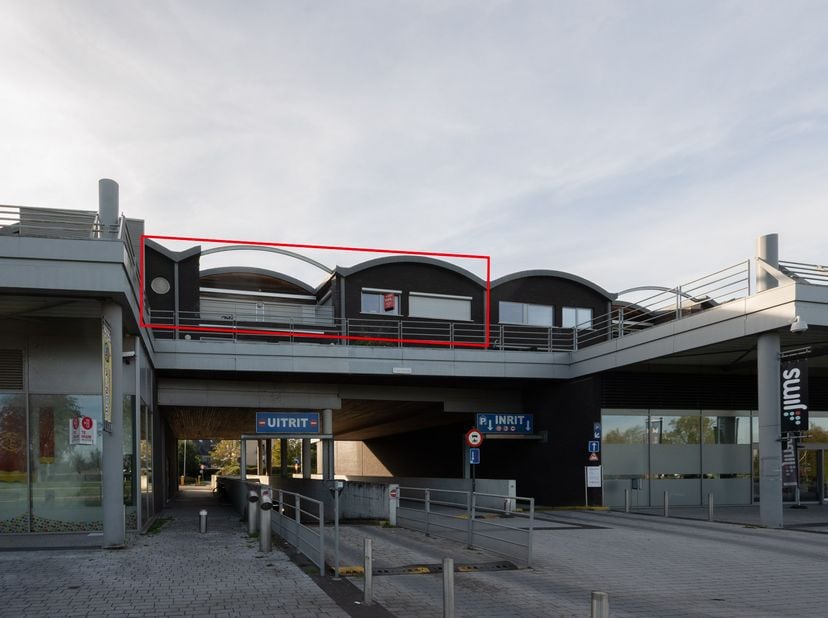 Appartement te koop in Kloosterbempden 20 bus 23,
                    3680 Maaseik