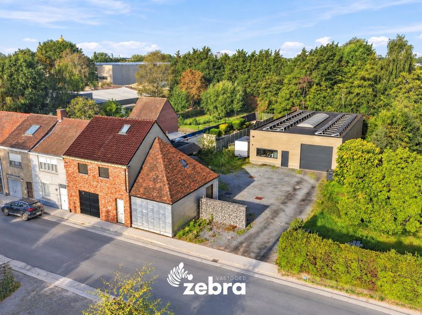 Huis te koop in Rumbeeksegravier 140,
                    8800 Roeselare