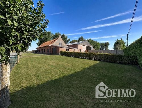                                         Boerderij te koop in Langemark, € 525.000
