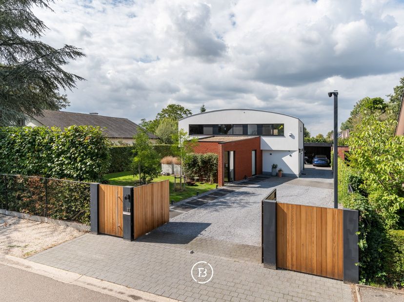 Huis te koop in Sterrebos 11,
                    3512 Stevoort