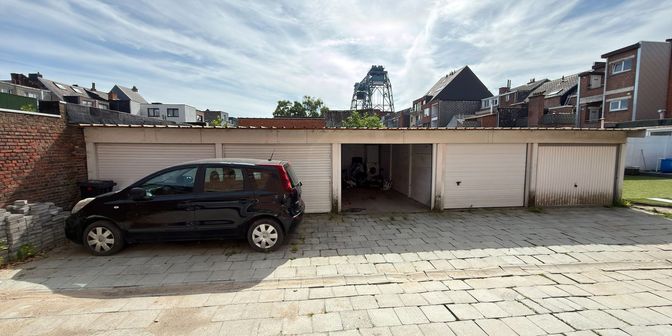 Garage te koop in Dokter Persoonslaan 36, 2830 Willebroek