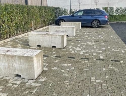                                         Place de stationnement à vendre à Lendelede, € 10.000
