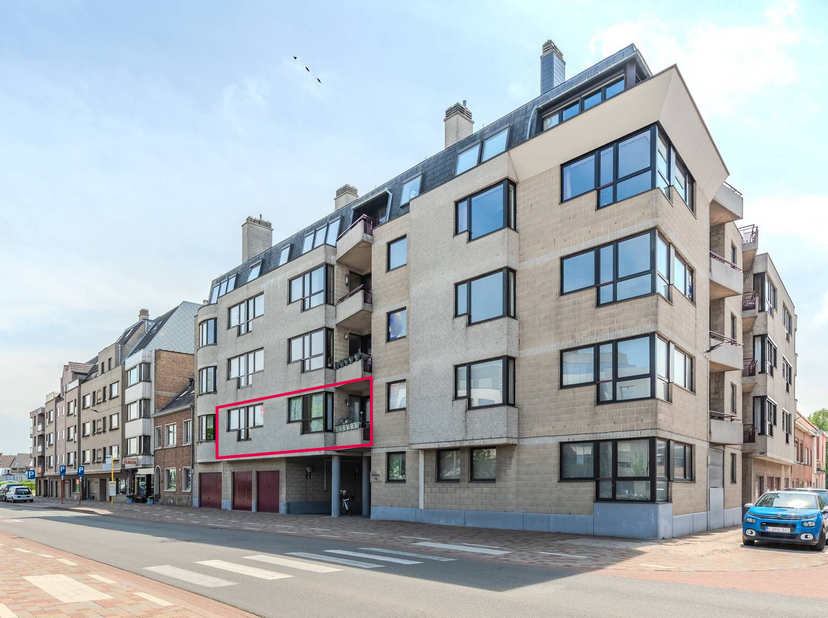 Découvrez cet appartement lumineux avec vue dégagée, idéalement situé à proximité du Maria-Hendrikapark. L'appartement est entièrement prêt à emménage