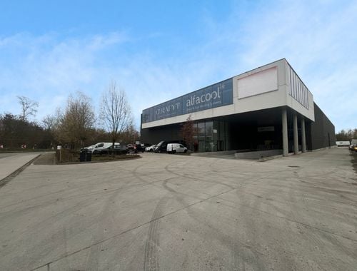                                         Bedrijfsgebouw te huur in Aalst, € 7.805
