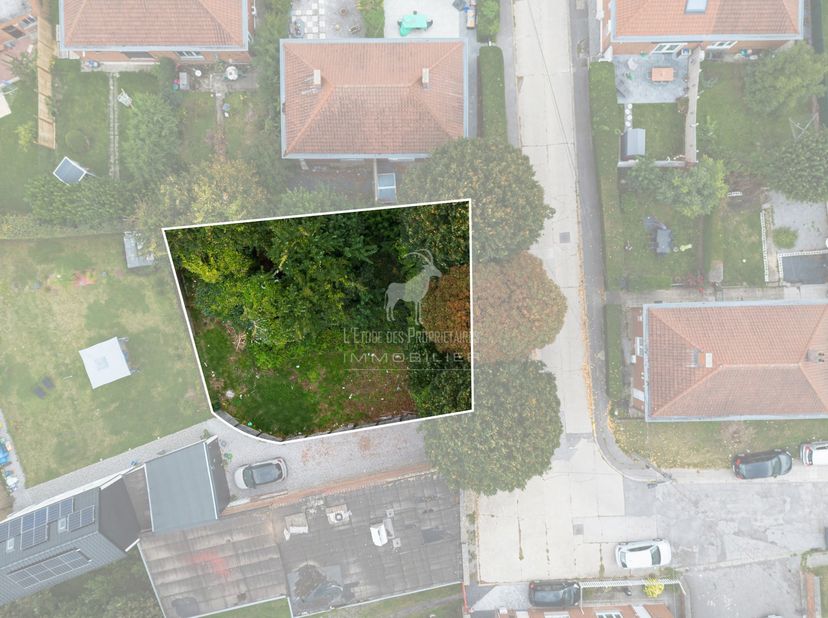 Referentie van het makelaarskantoor: V6031-1754<br />
*** Virtuele rondleiding: https://immo360.immo-facile.com/vtour/fr/9p9q25 ***<br />
Uitzonderlij