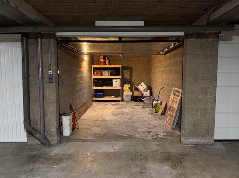 Garage à vendre
                    à 3500 Hasselt