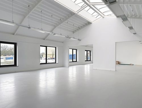                                         Bâtiment d’entreprise à louer à Schelle, € 2.163
