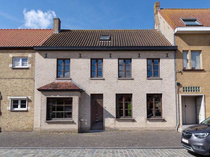 Huis te koop in ,
                    8630 Houtem