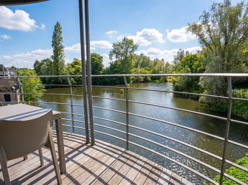 Appartement te koop in ,
                    8530 Harelbeke