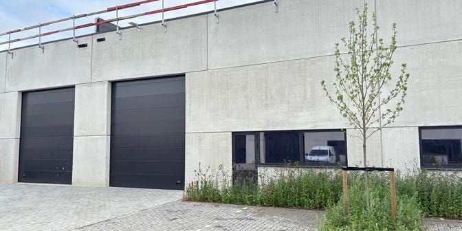 Bedrijfsvastgoed te huur in Oostmalsesteenweg 254, 2520 Broechem