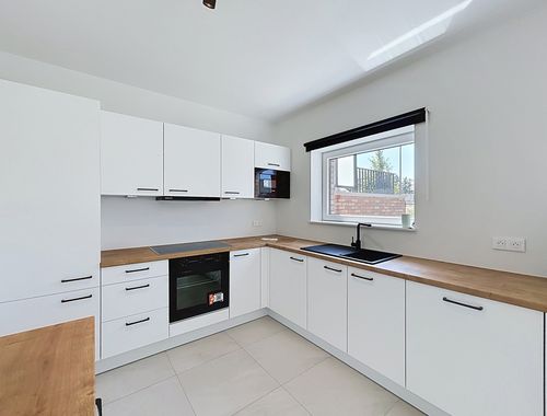                                         Appartement te huur in Ciney, € 1.050
