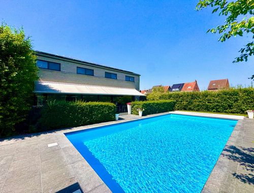                                         Maison à vendre à Sleidinge, € 850.000
