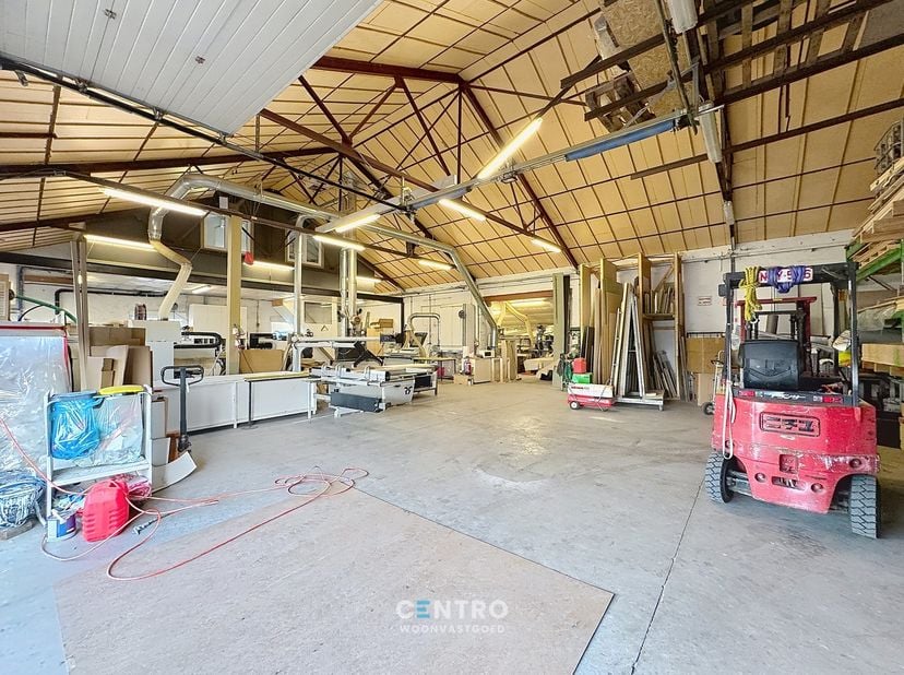 Bien professionnel à vendre
                    à 8470 Gistel