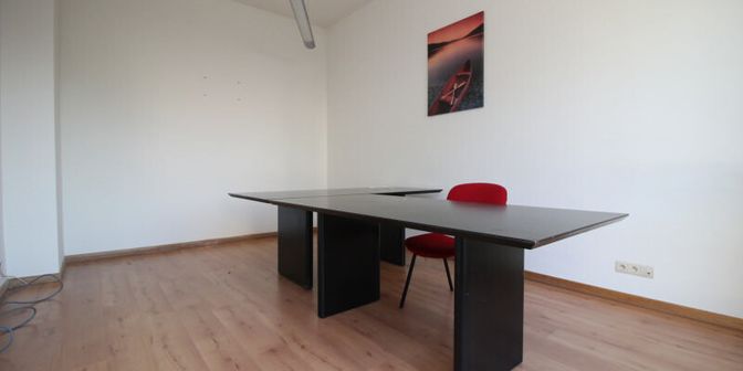 Bien professionnel à louer à 1180 Uccle
