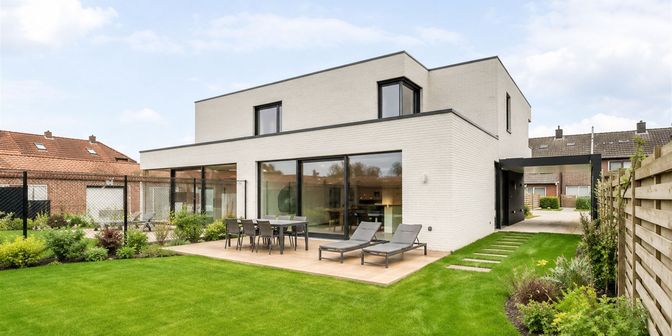 Huis te koop in Stijn Streuvelsstraat 18, 8530 Harelbeke