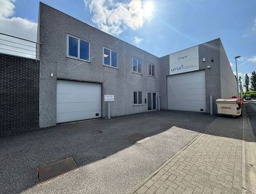                                         Immeuble de bureaux à louer à Lokeren, € 1.950
