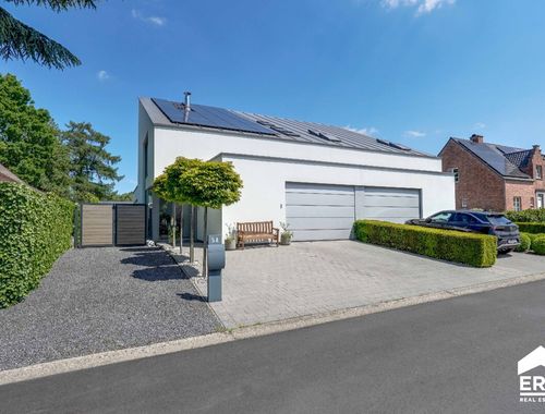                                         Woning te koop in As, € 530.000

