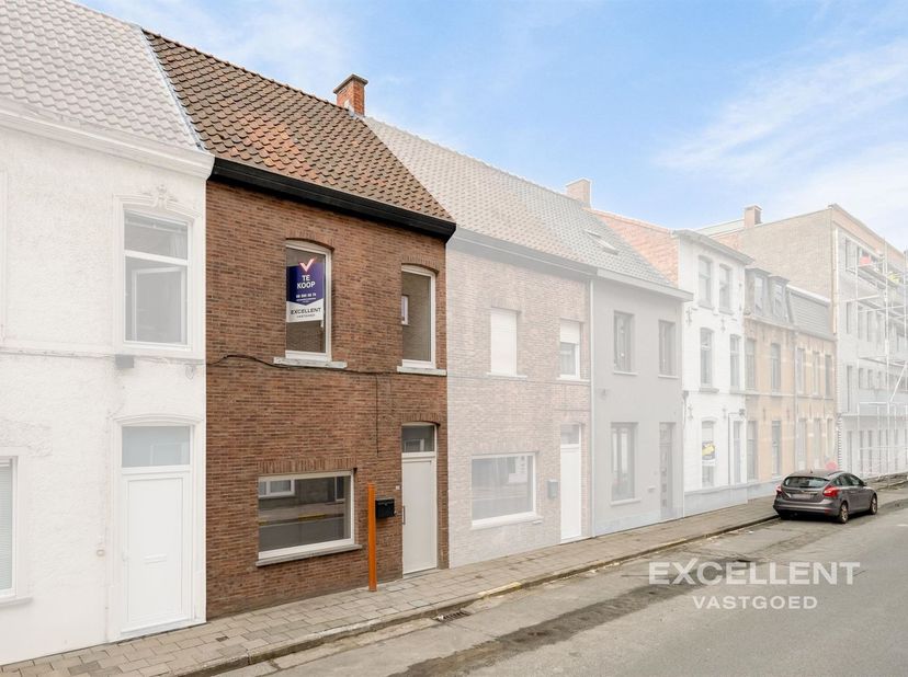Huis te koop in ,
                    9800 Deinze