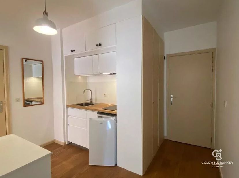Appartement te koop in ,
                    1180 Ukkel