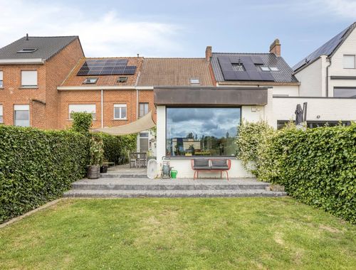                                         Maison à vendre à Ieper, € 430.000
