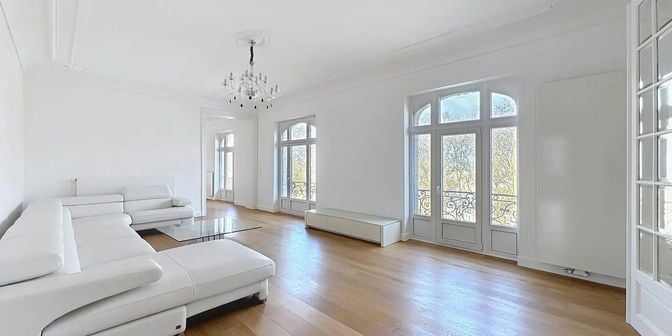 Appartement te koop in Emile de Mot 16, 1050 Elsene