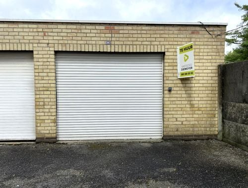                                         Garage te huur in Roeselare, € 90
