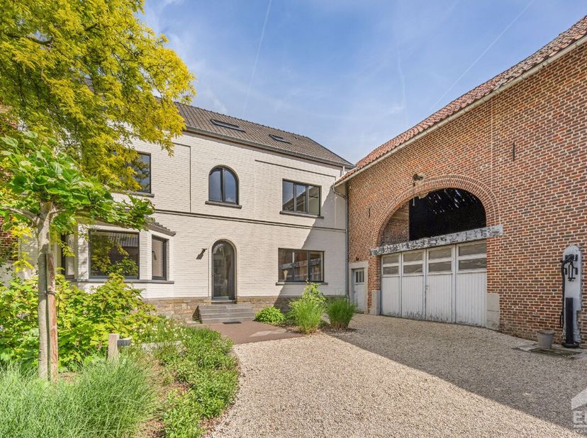 Huis te koop in Langstraat 18,
                    3890 Montenaken