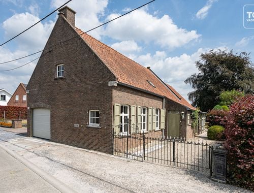                                         Maison à vendre à Ingelmunster, € 385.000
