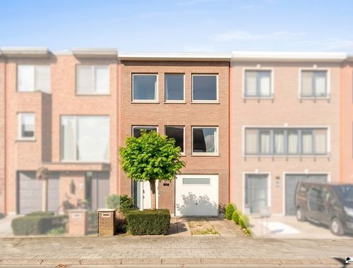                                         Maison à vendre à Ekeren, € 379.000
