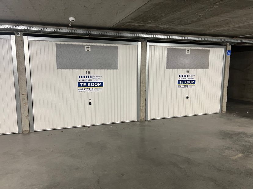 Garage à vendre
                    à 8620 Nieuwpoort