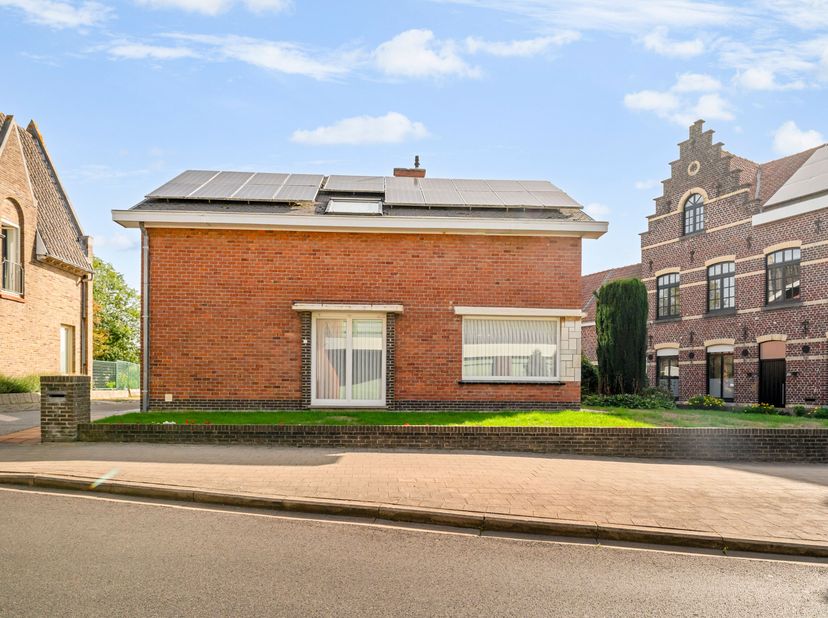 Huis te koop in Doornstraat 29,
                    8970 Poperinge