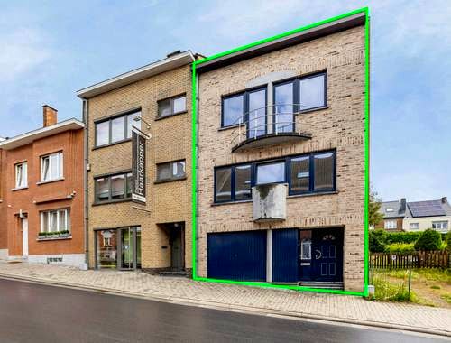                                         Bel-étage à vendre à Lembeek, € 390.000
