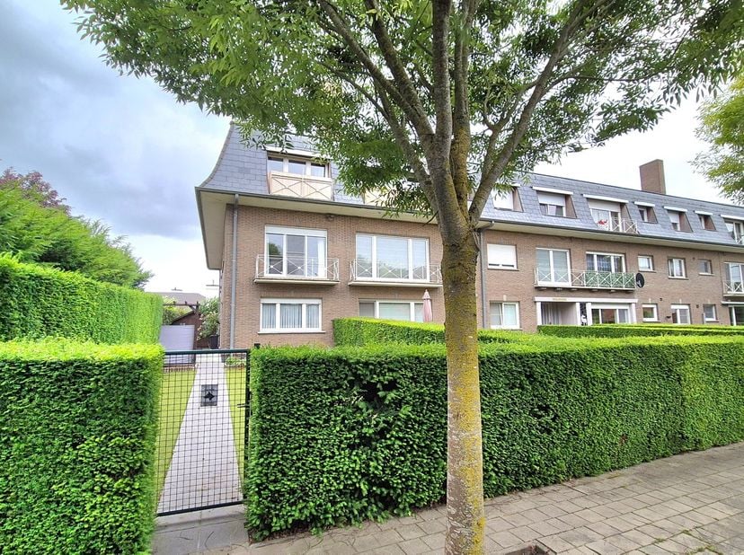 Startprijs bedraagt € 339.000,00.&amp;nbsp; Elk prijsvoorstel vanaf deze prijs zal worden voorgelegd aan de eigenaars die zich het recht voorbehouden dat