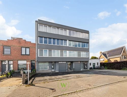                                         Appartement à vendre à Sint-Michiels, € 210.000
