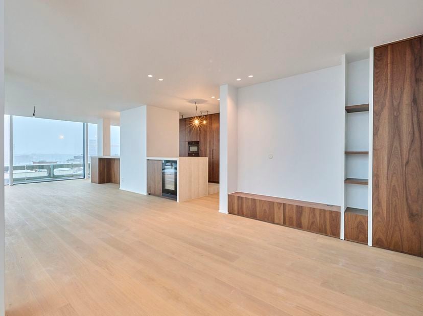De Generale: Luxe penthouse, exclusiviteit in het hart van Hasselt. <br />
<br />
Stap binnen in De Generale, een architecturaal meesterwerk uit de ja