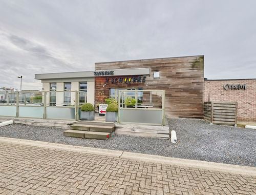                                         Taverne te huur in Meeuwen, € 2.950
