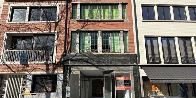 Bien professionnel à louer à 9600 Renaix