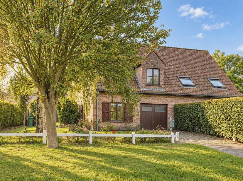 Huis te koop in Luchterenkerkweg 117,
                    9031 Drongen