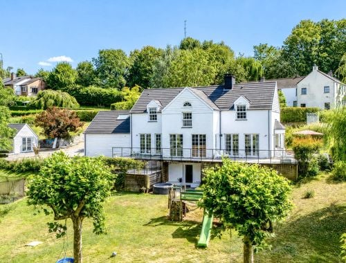                                         Villa à vendre à Mont-Saint-Aubert, € 950.000
