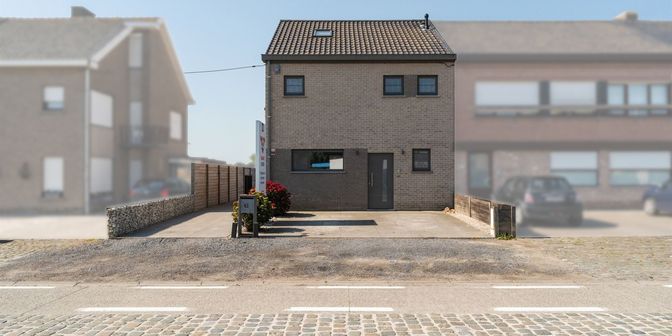 Huis te koop in Ertveldesteenweg 61, 9968 Oosteeklo