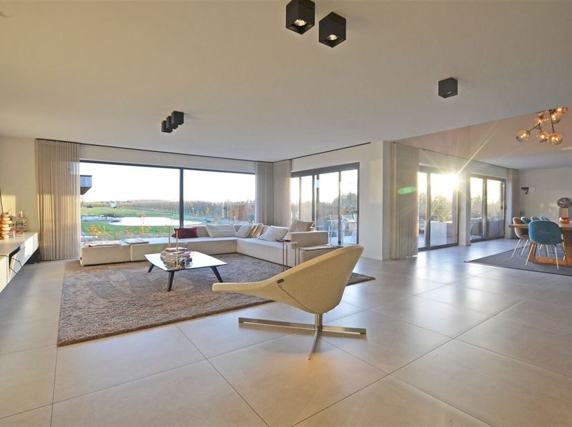 Maison à vendre
                    à 3570 Alken