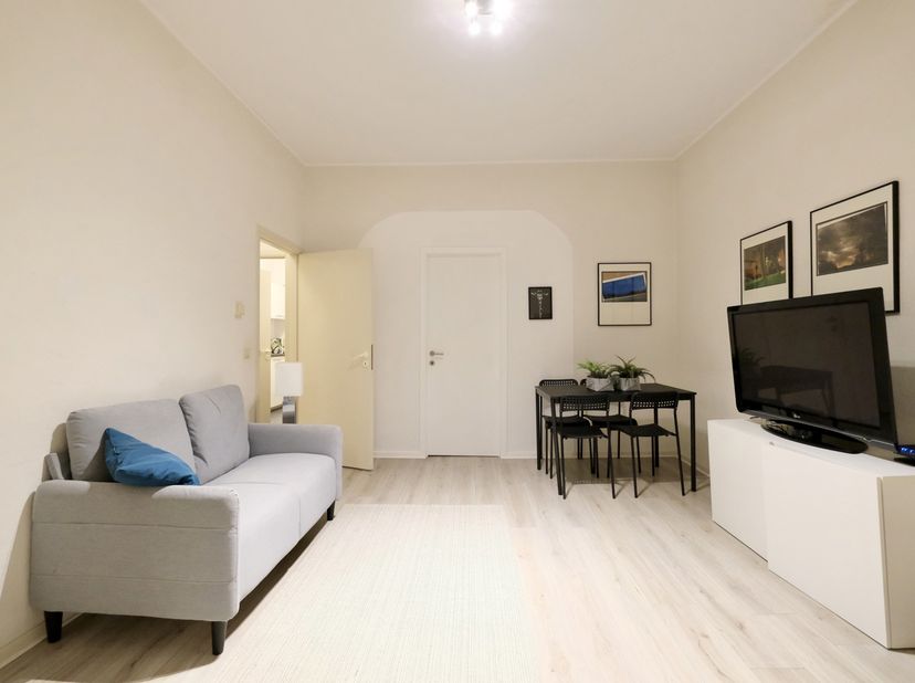 AUDERGHEM - REF :  7603092 - Située à proximité immédiate du campus de la VUB et de toutes les facilités, cette maison arrière implantée en intérieur